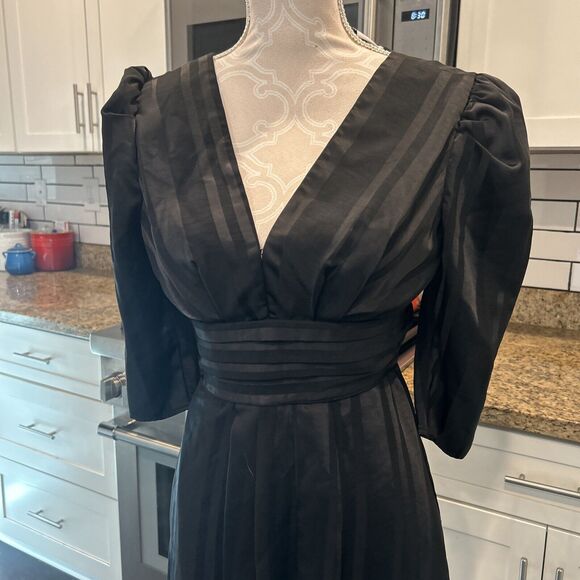 JOA Just One Answer V Neck Pleated Black Dress Anthropologie XS - Picture 4 of 15